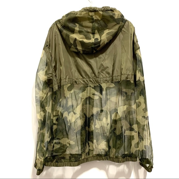 NWT Camo Print Mesh Hoodie - Picture 12 of 15